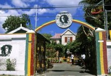 BOB MARLEY MUSEUM / DEVON HOUSE -KINGSTON TOUR